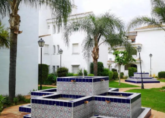 - Sleeps 6 Pool & Private Terrace *