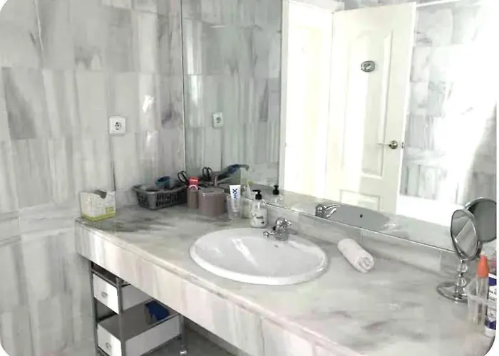 Appartement - Sleeps 6 Pool & Private Terrace