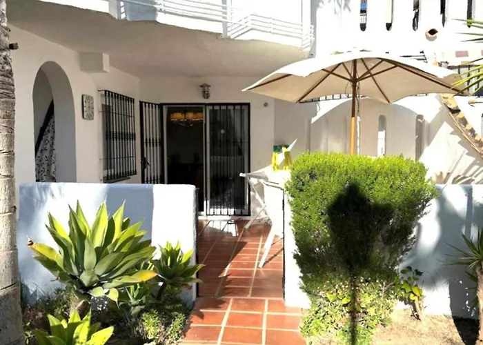 Appartement - Sleeps 6 Pool & Private Terrace